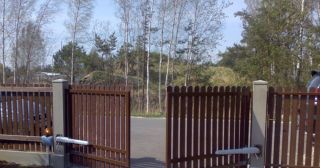 Купить распашные ворота из штакетника Южноуральск, цена от 2740 руб.